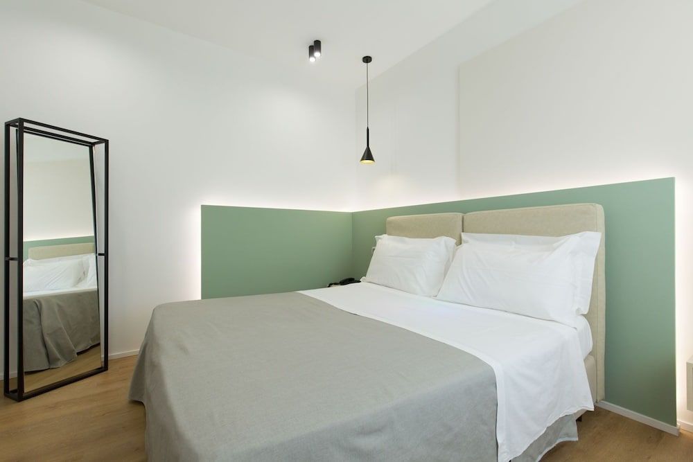 Plana Hotel 2