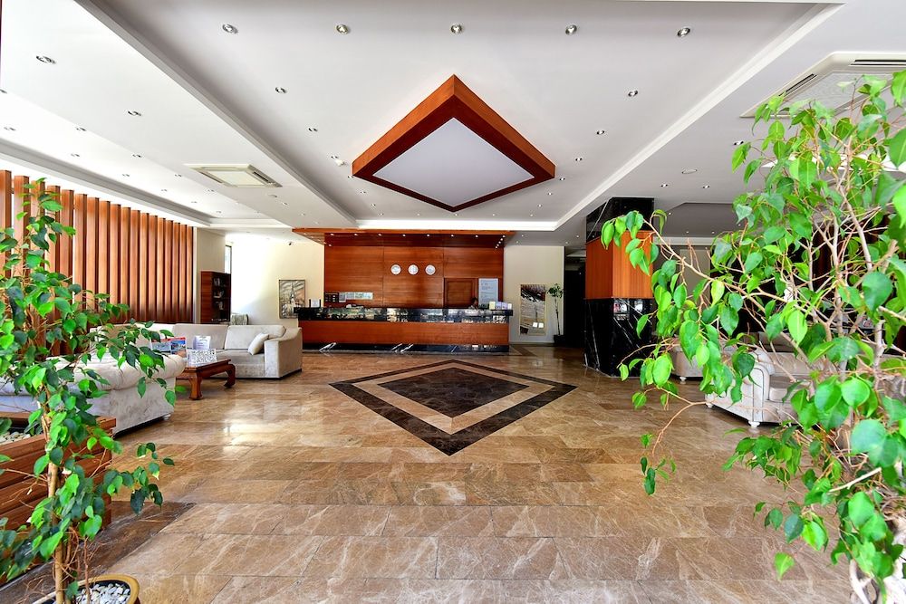 Jasmin Beach Hotel 2