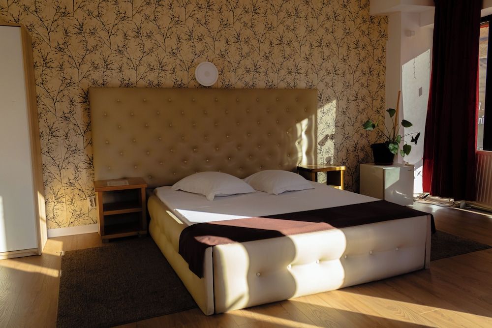 Hotel Funnytime 1