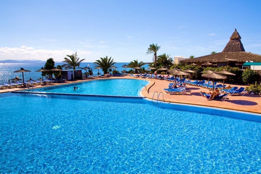 Hôtel Ôclub Experience SBH Royal Monica 1