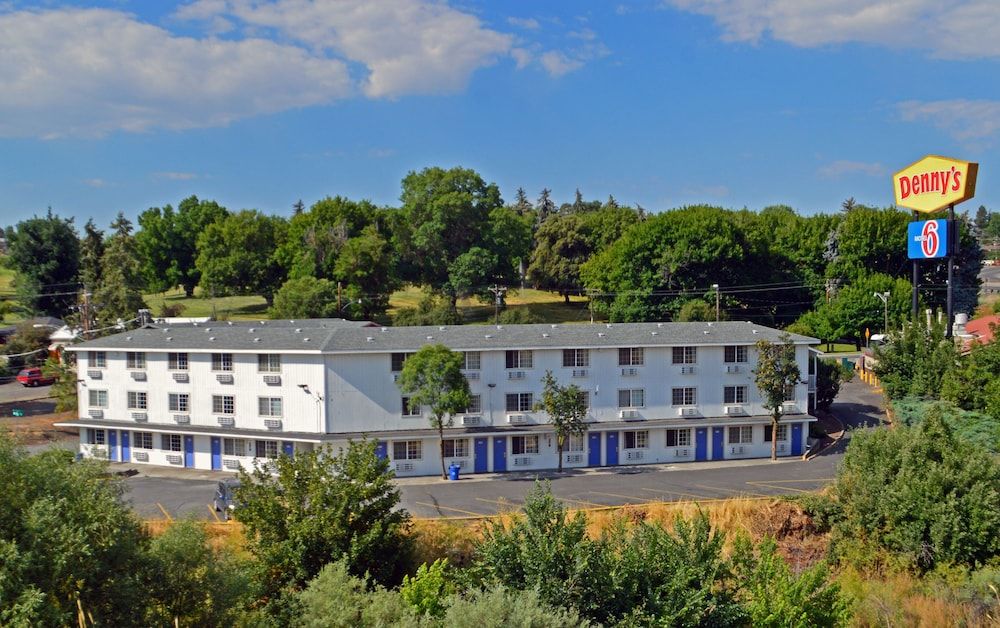 Motel 6 Pendleton, OR - West 1