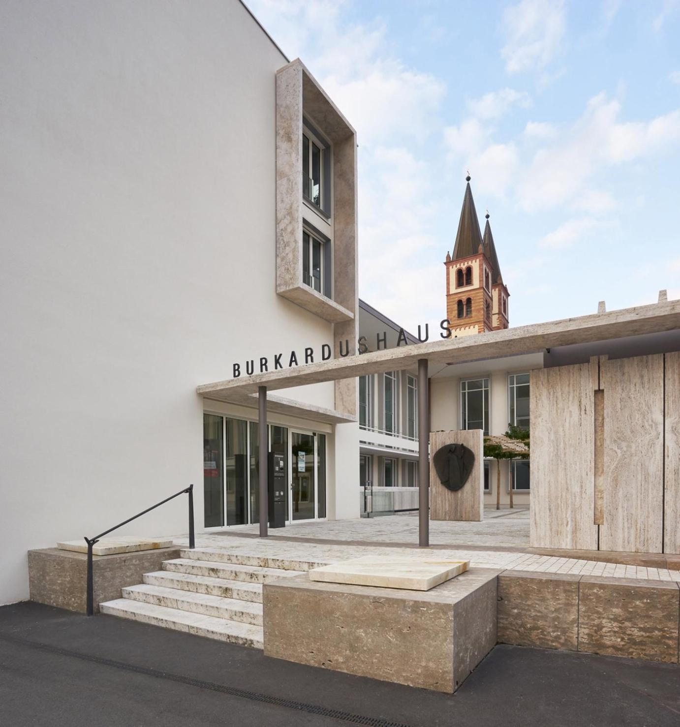 Burkardushaus, Tagungszentrum am Dom 1