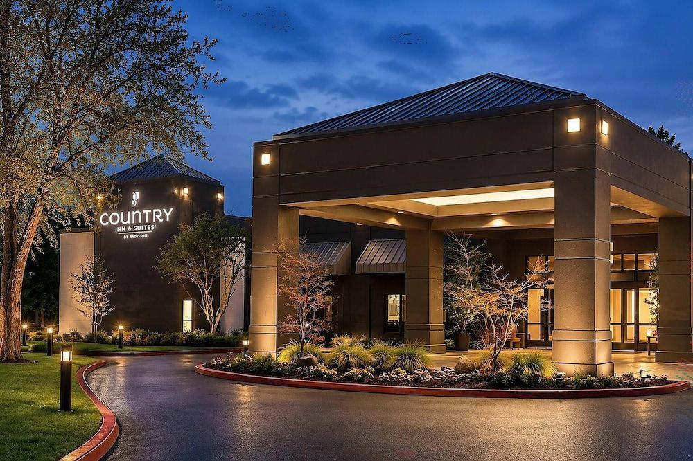 Country Inn & Suites by Radisson, Seattle-Bothell, WA 1