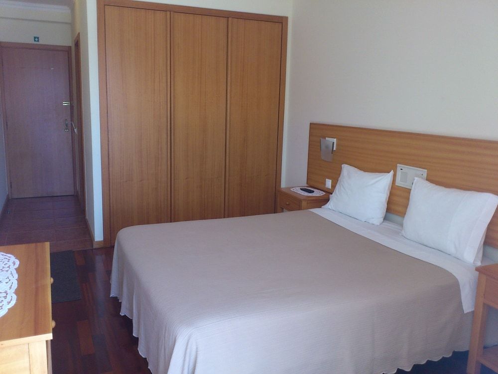 Hotel Lagoa Azul do Geres 2