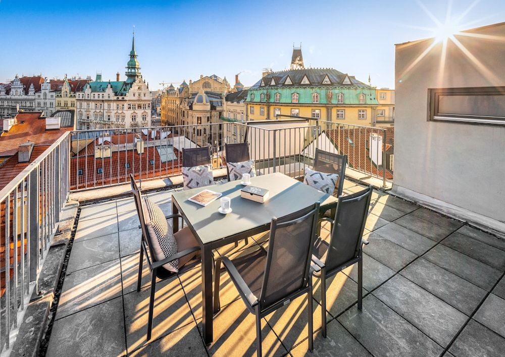 4 Arts Apartments by Adrez 1