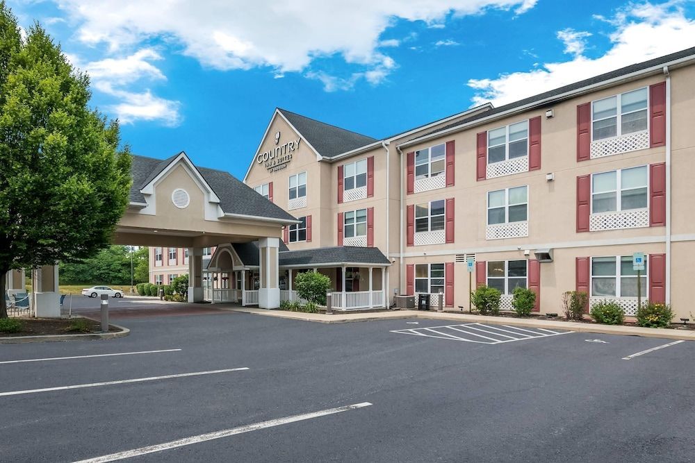 Country Inn & Suites by Radisson, Harrisburg Northeast - Hershey 1