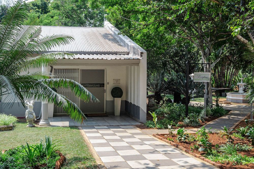 Graceland Conference & Lifestyle Centre 2