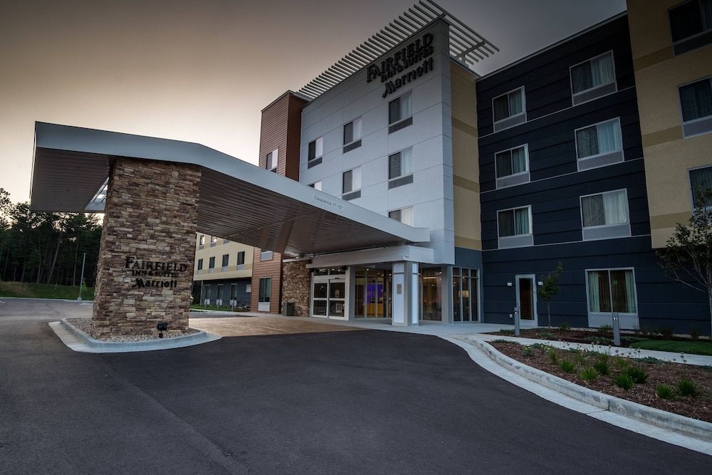 Fairfield Inn & Suites by Marriott Wisconsin Dells 1