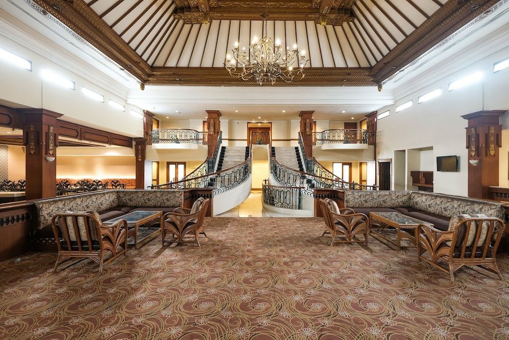 Loman Park Hotel Yogyakarta 1