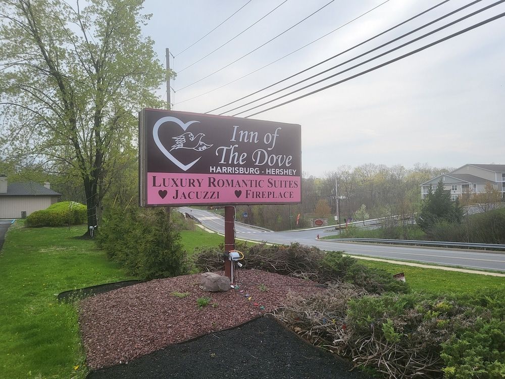 Inn of the Dove Harrisburg-Hershey Romantic Suites 1