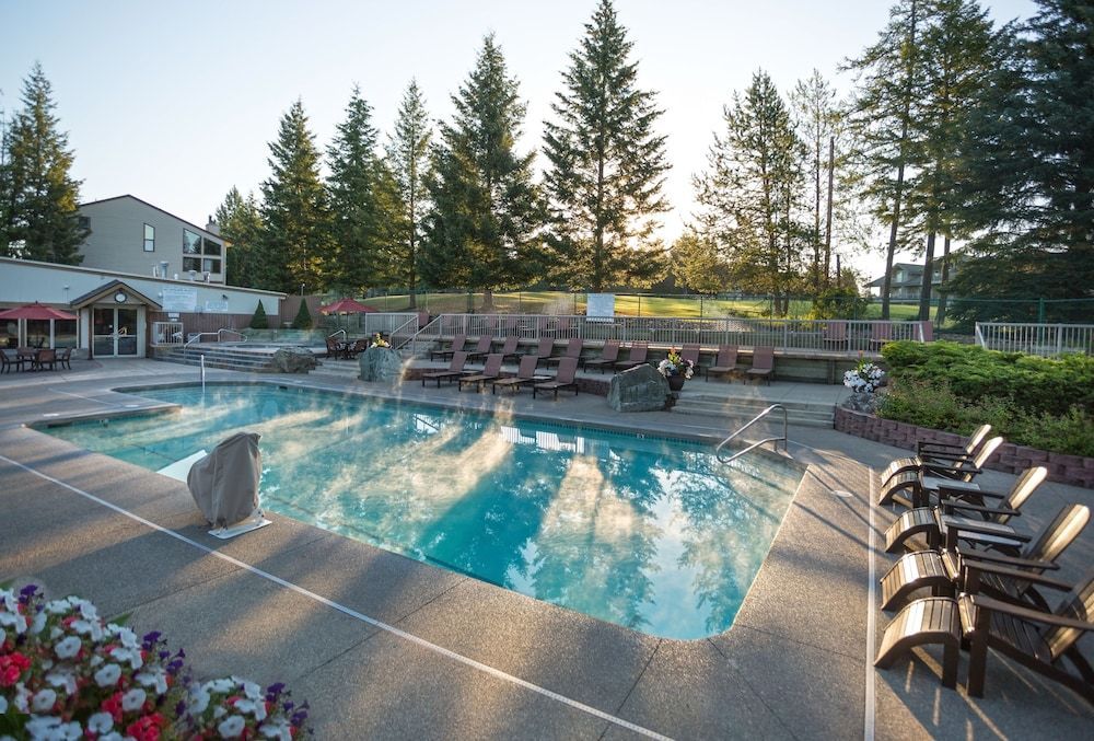 Meadow Lake Resort & Condos 1