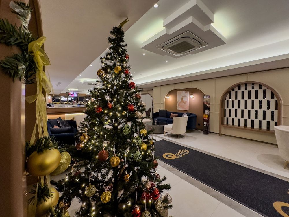 Quality Gold Suite Hotel 2