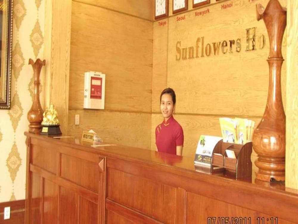 Sunflowers Hotel 2