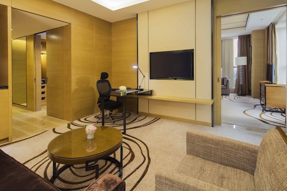 Crowne Plaza TIANJIN MEIJIANGNAN by IHG 1