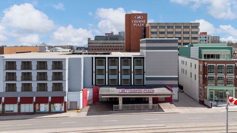 Crowne Plaza KITCHENER-WATERLOO by IHG 1