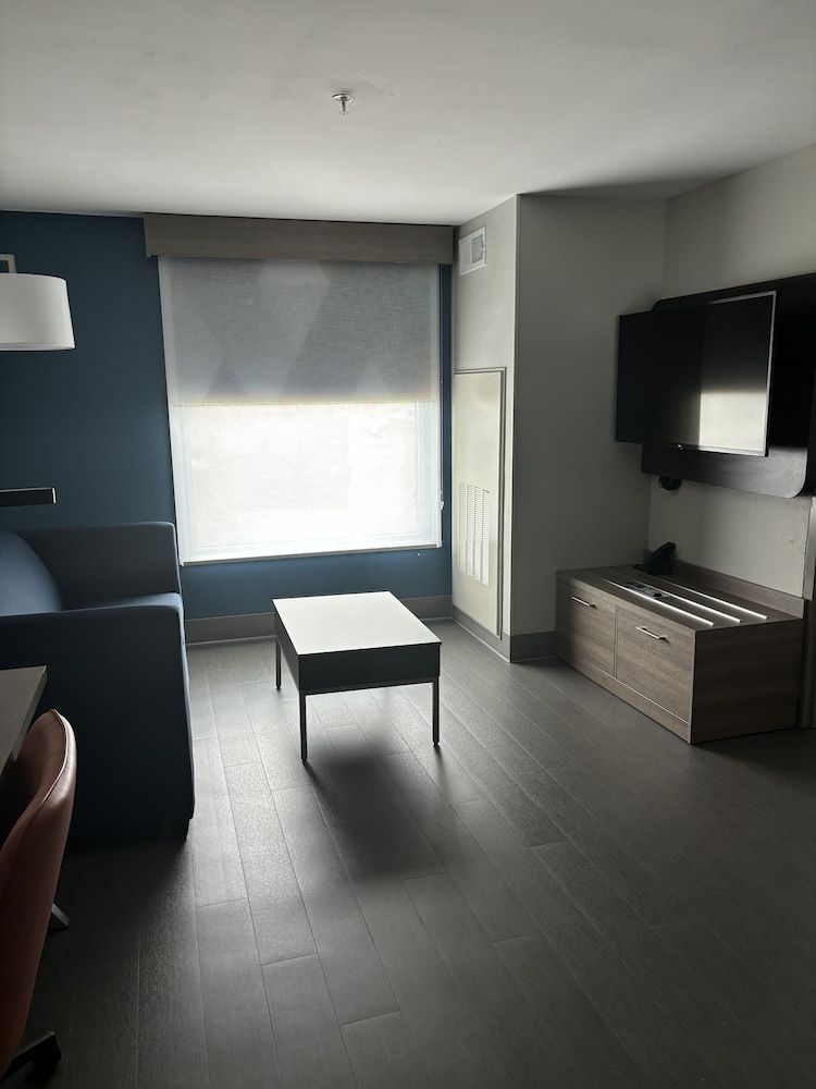 Holiday Inn Express & Suites WILSON I-95 by IHG 1