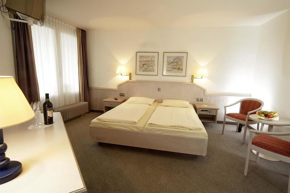 DORINT SEEHOTEL & RESORT BITBURG SÜDEIFEL 1