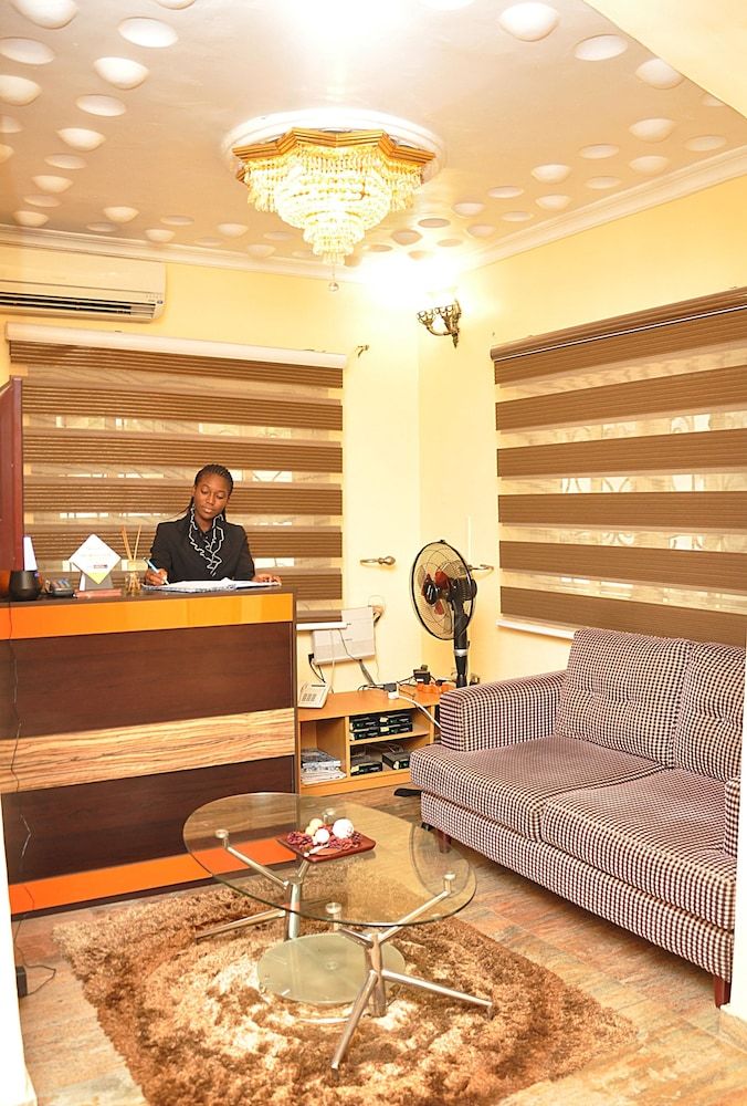 Topaz Luxury Suites & Apartments 2