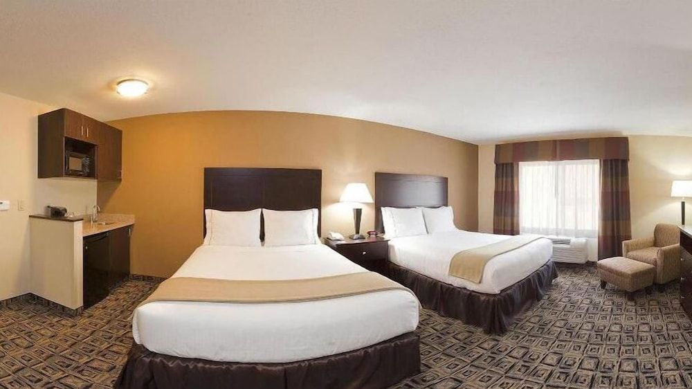 Holiday Inn Express & Suites ZANESVILLE NORTH by IHG 2