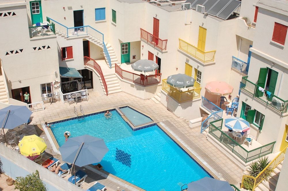 Sea N Lake View Hotel Apartments 1