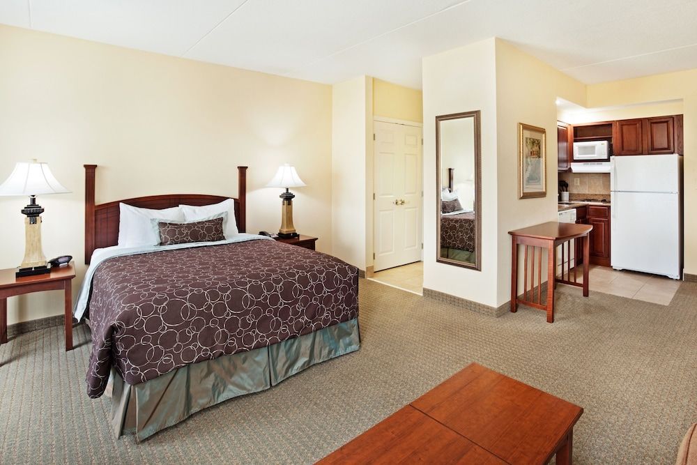Staybridge Suites KNOXVILLE OAK RIDGE by IHG 1