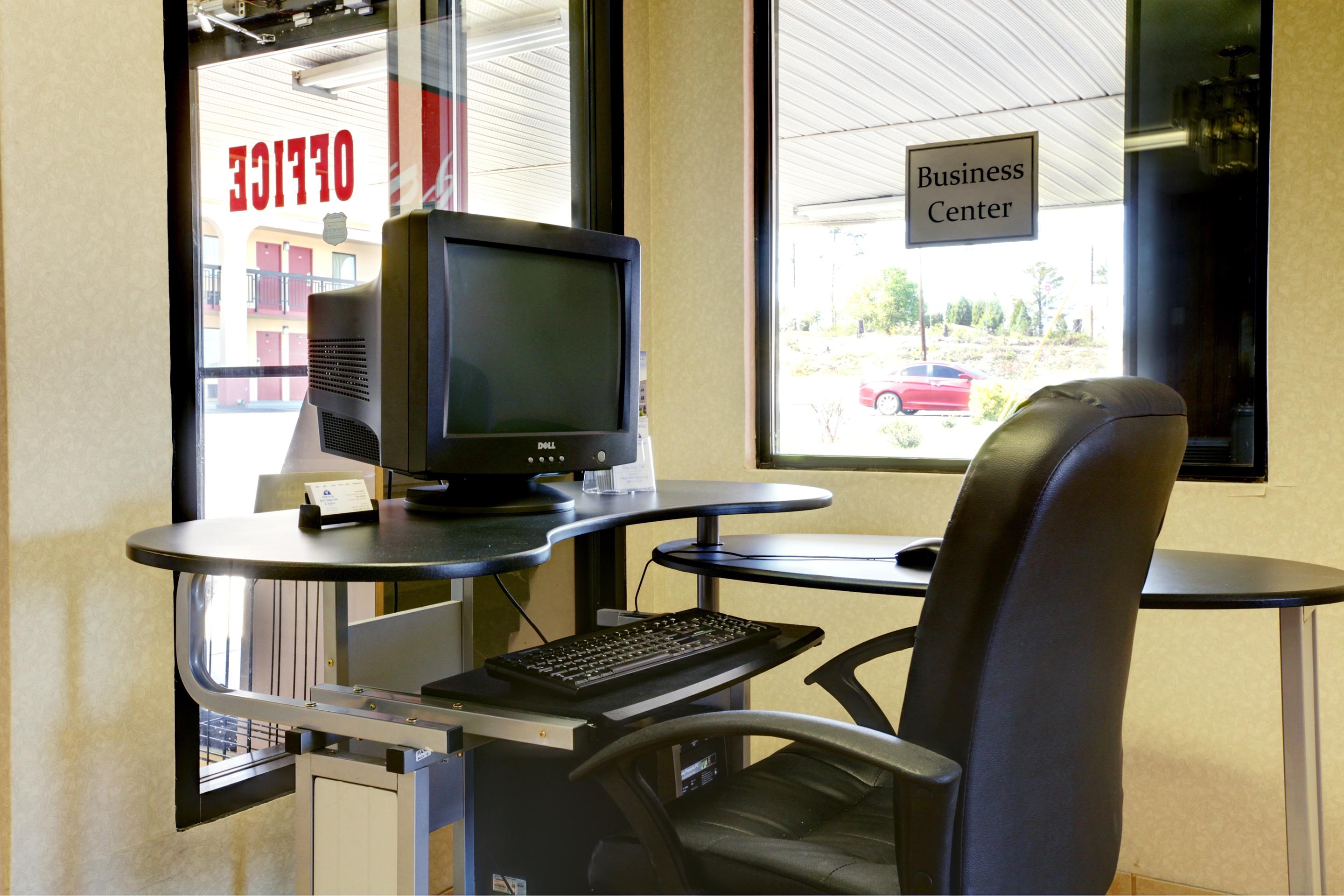 Americas Best Value Inn & Suites Macon at Eisenhow 2