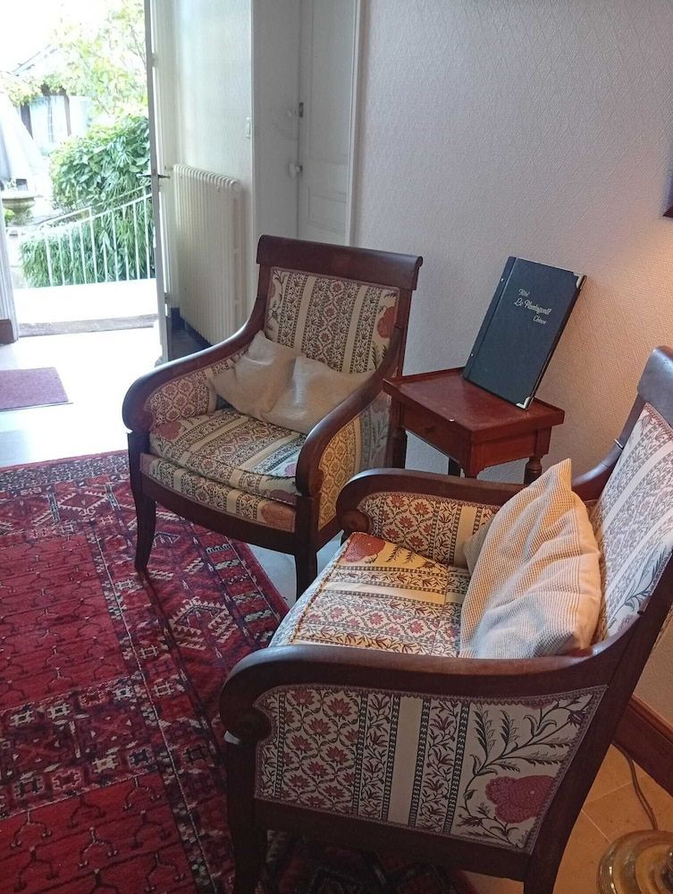 Logis Hôtel Le Plantagenêt 2