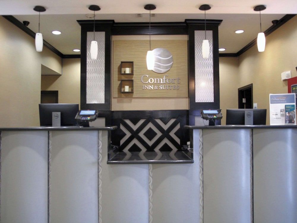 Comfort Inn & Suites Dallas Medical - Market Center 2