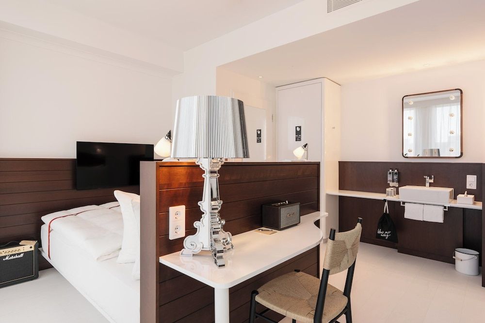 Ruby Frida Hotel Stockholm by IHG 2
