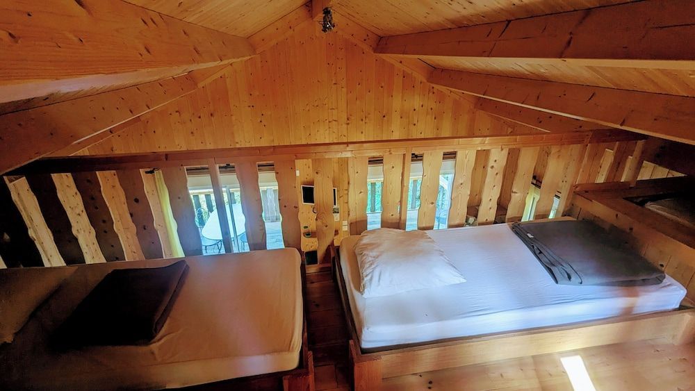 Cabanes et Lodges du Belvedere 2
