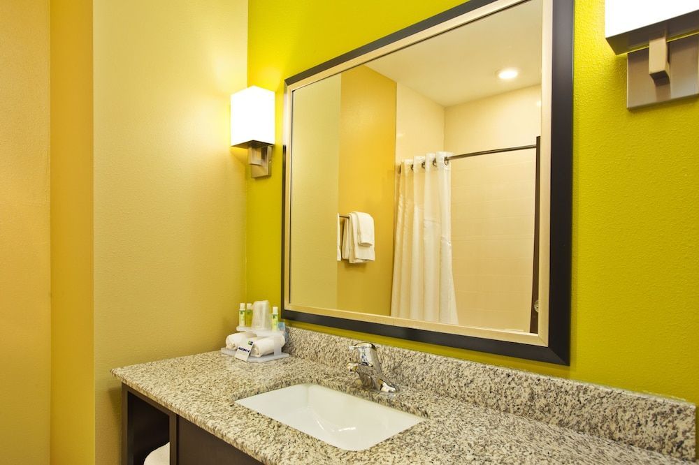 Holiday Inn Express HASTINGS by IHG 2