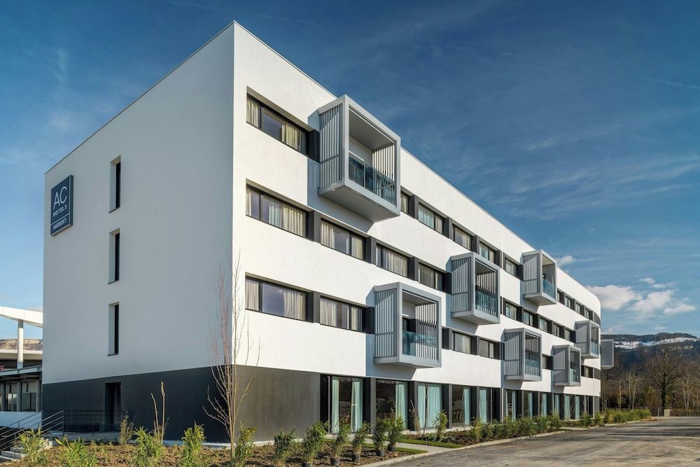 AC Hotel by Marriott Saint-Julien-en-Genevois 1