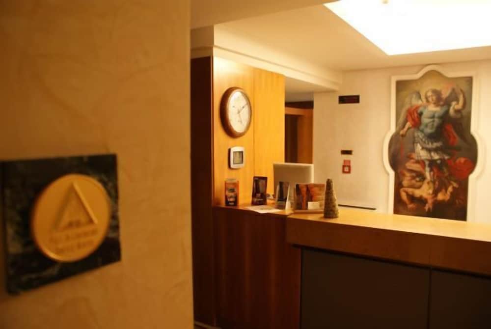 Solofra Palace Hotel & Resort 1