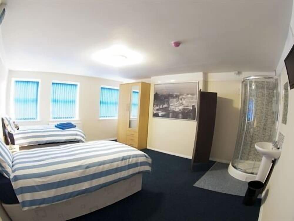 Liverpool Gateway Inn 1