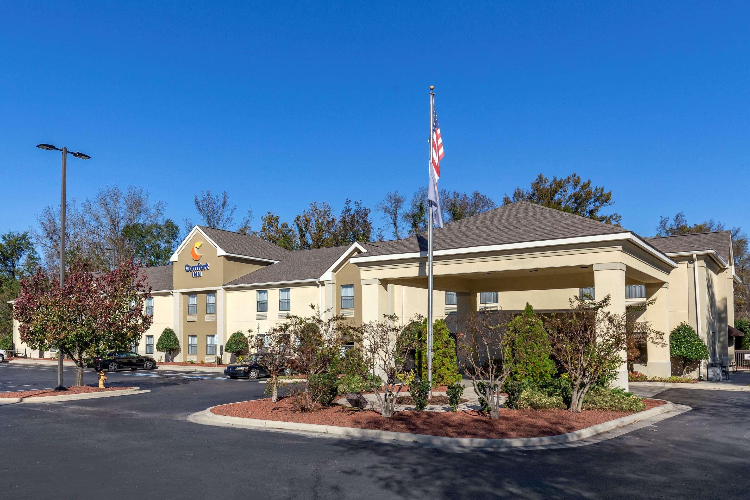 Comfort Inn Clinton 1