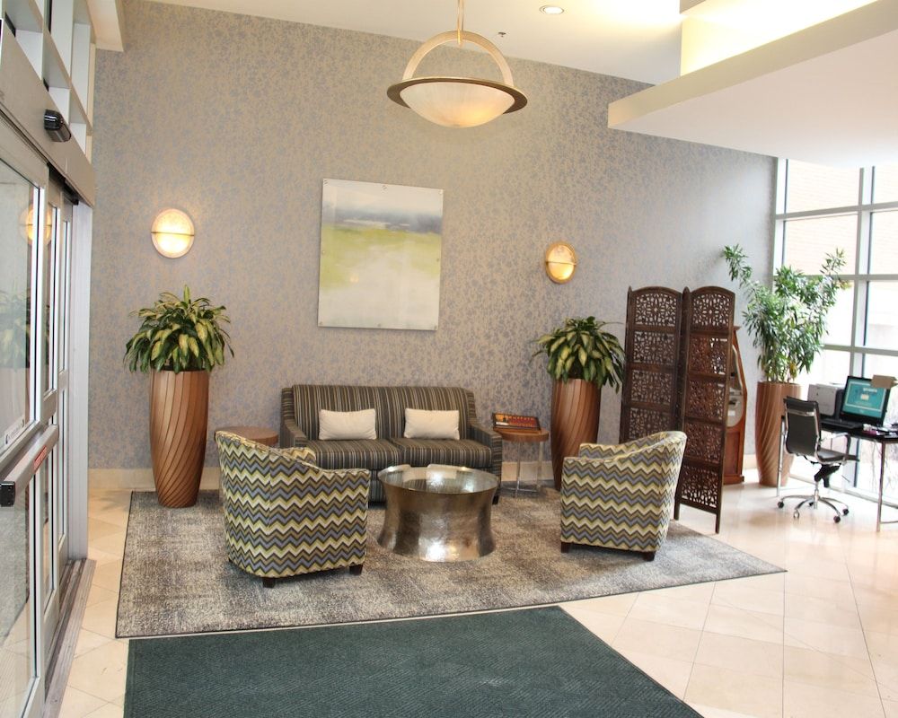 Wyndham Garden Buffalo Downtown 2