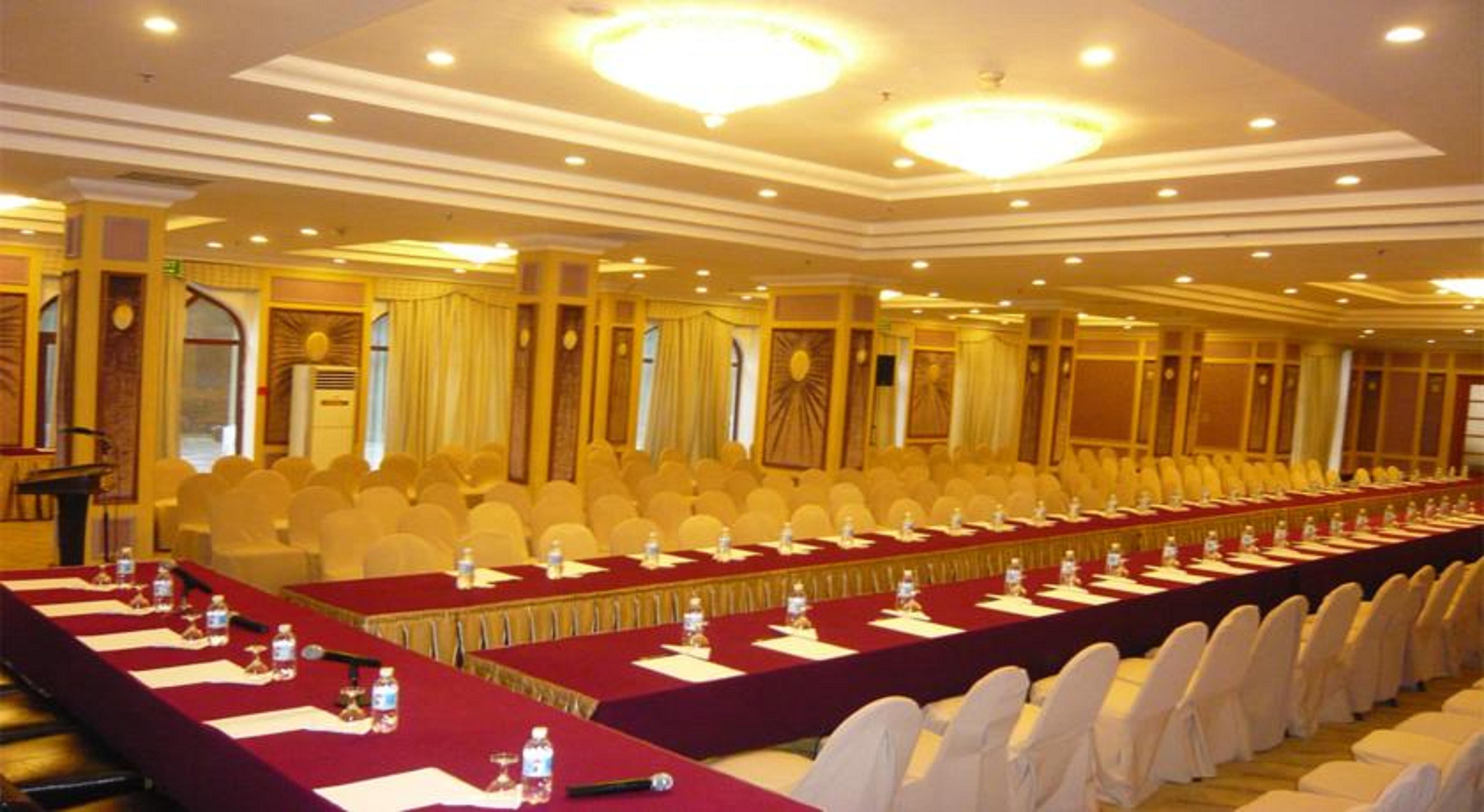 Grand Hotel Europe 2