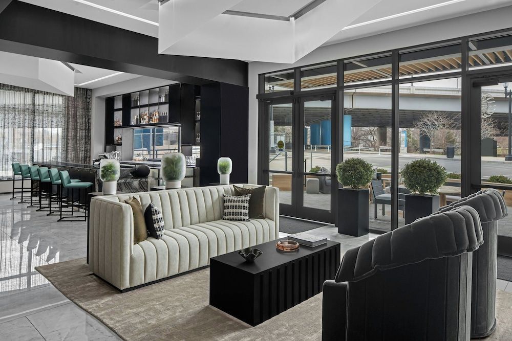 AC Hotel by Marriott Washington DC Capitol Hill Navy Yard 2