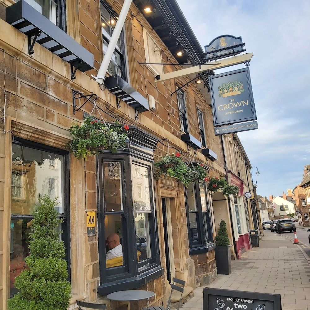 The Crown 1