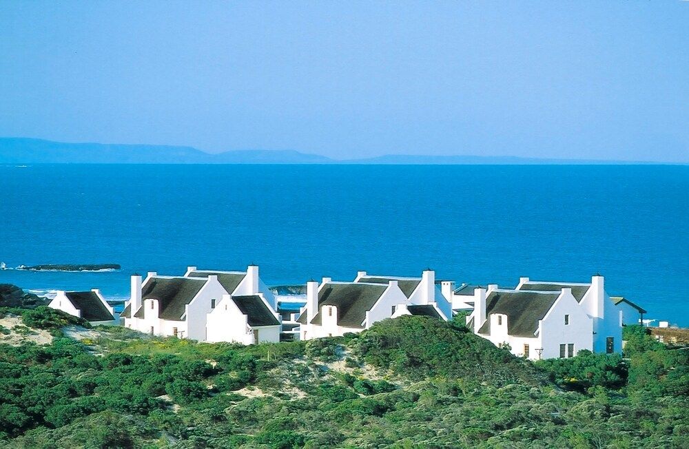 Arniston Seaside Cottages 1