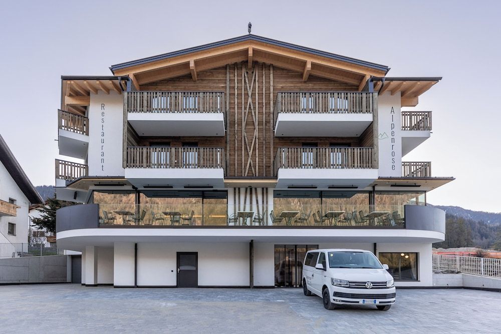 Hotel Alpenrose 1