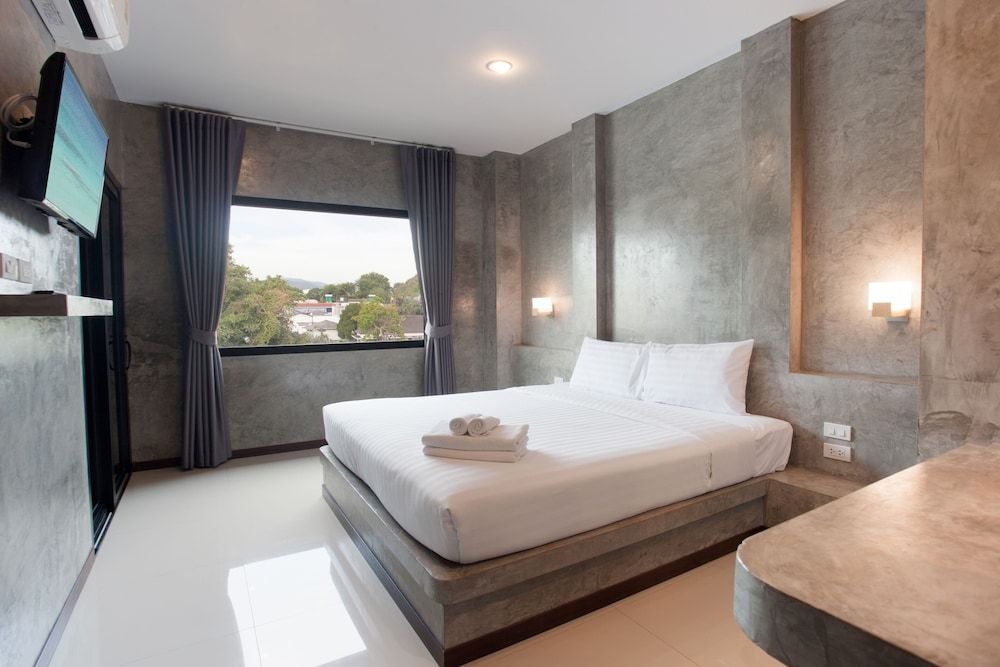 Ritsurin Boutique Hotel - โรงแรมริทสุริน บูติค 1