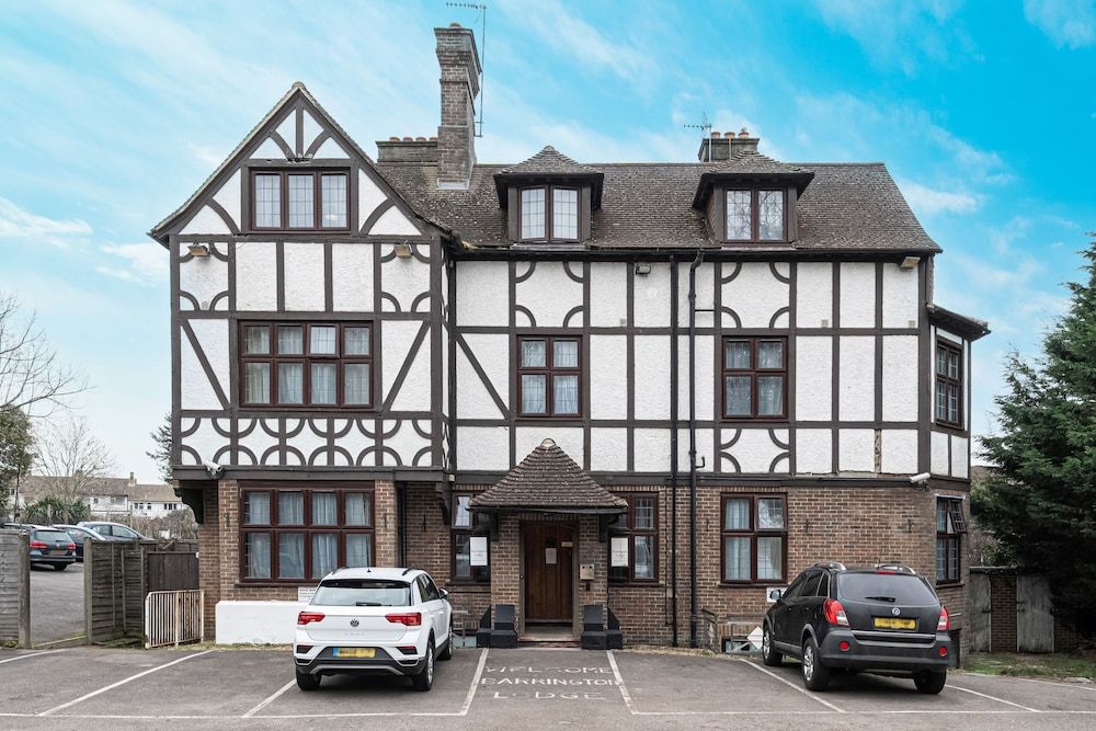 Barrington Lodge 1