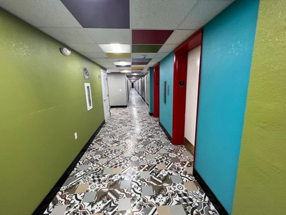 Philly Inn & Suites 2