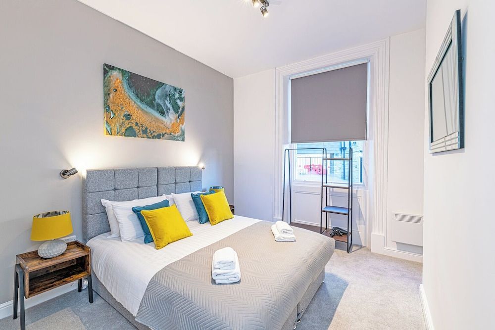 Prescott Court by Guestz 2