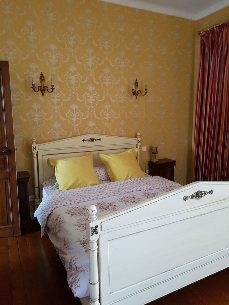 Chez Louise 2