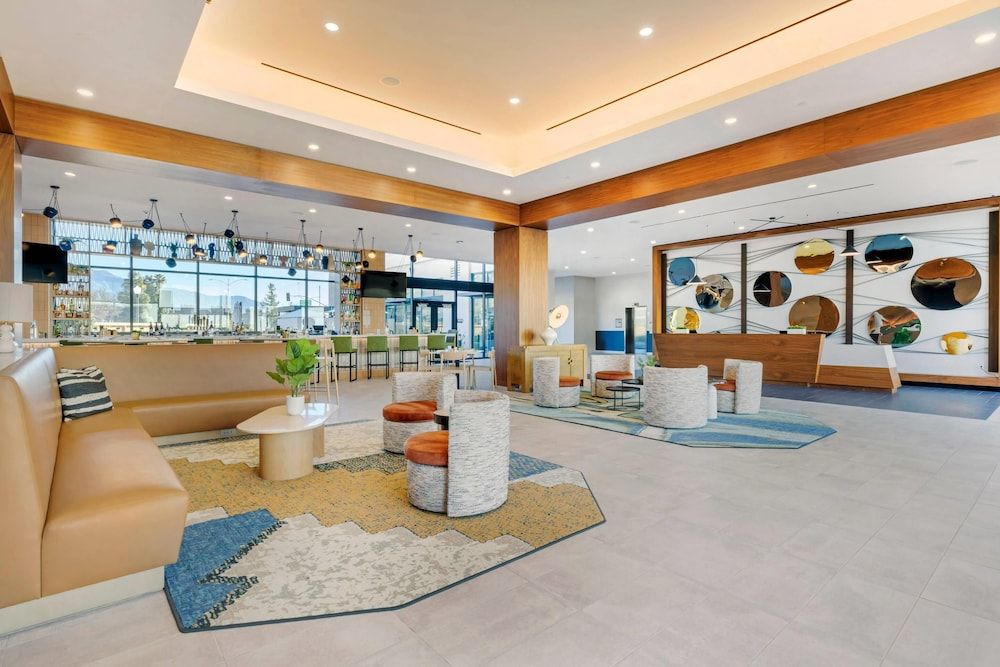 Cambria Hotel Burbank Airport 2