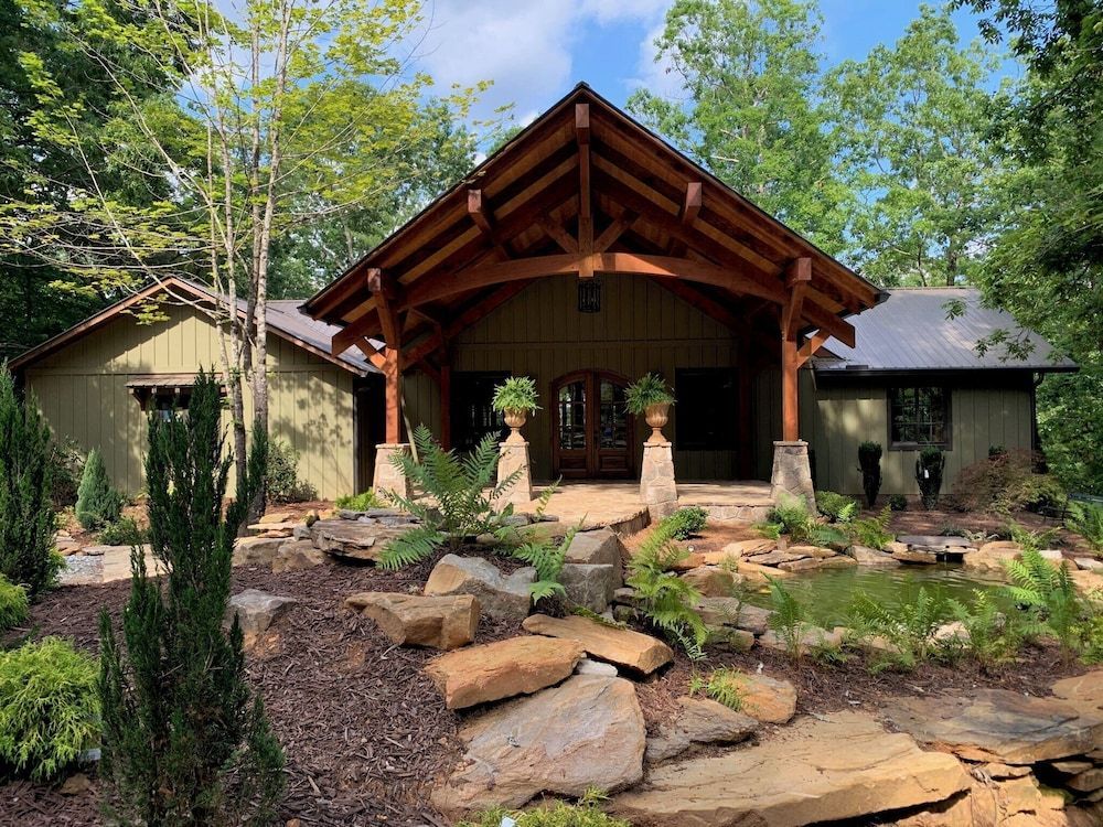 Lake Rabun Hotel 2