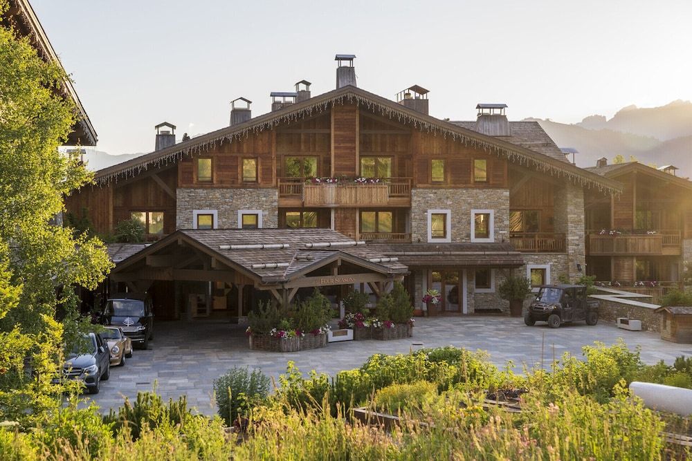 Four Seasons Resort Megève 1