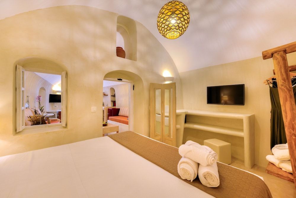 Pasithea Suites 2